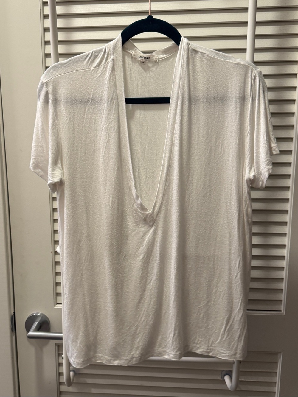 JOAH BROWN PLUNGE V-NECK TEE WHITE M/L - Picture 6 of 11